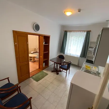 Portside Retreat Balatonfured