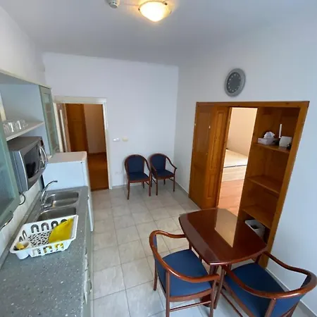 Apartment Portside Retreat